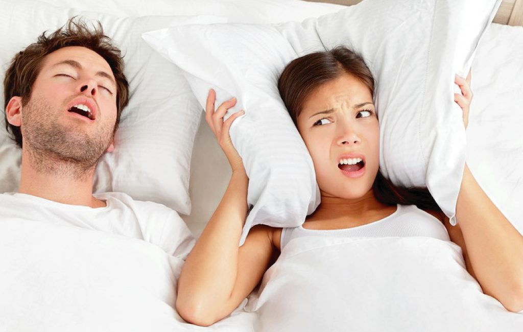 Ngủ ngáy ảnh hưởng đến người khác