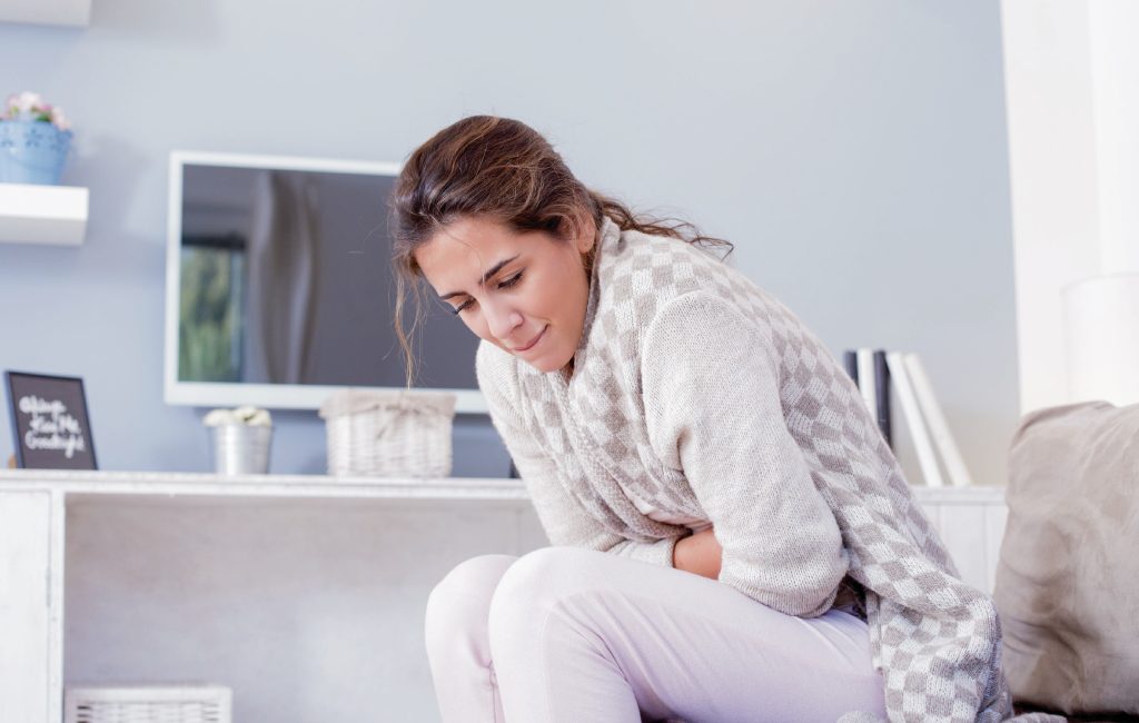 Tiêu chảy cũng là một triệu chứng thường xảy ra khi cơ thể mất nước